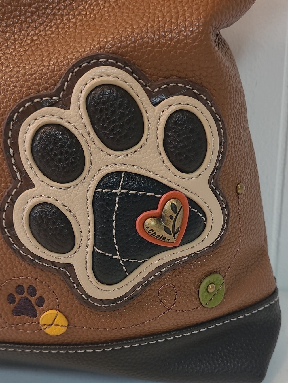 Dog Lover's Chala Paw Accent Vegan Brown/Black Crossbody Bag Adjustable Strap - Picture 2 of 16